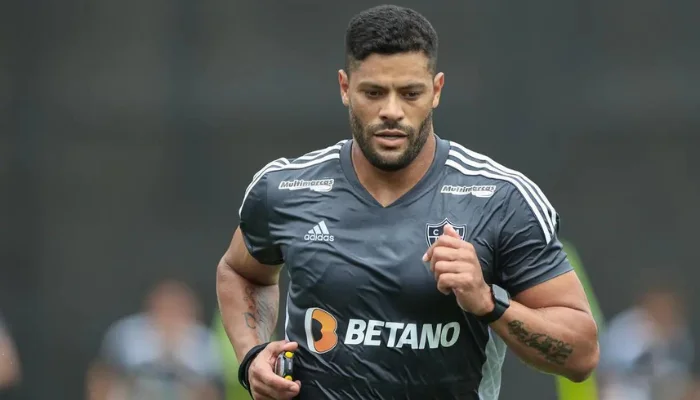 Artilheiro Implacável Hulk se Aproxima dos 400 Gols na Carreira