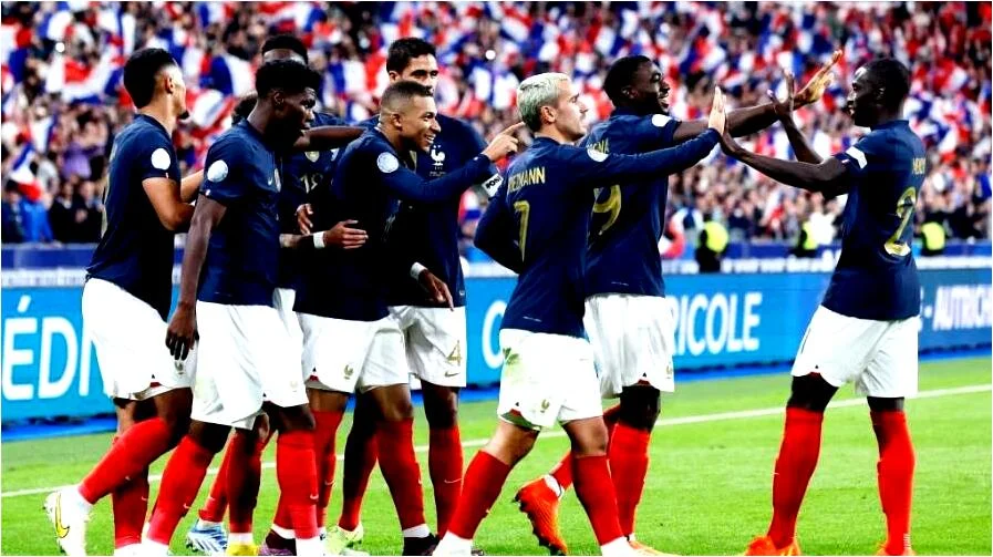 França - Potência do Futebol Mundial Garante Vaga na Eurocopa