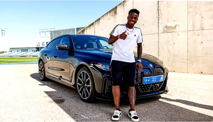 Jogadores do Real Madrid Recebem Carros de Luxo da BMW 