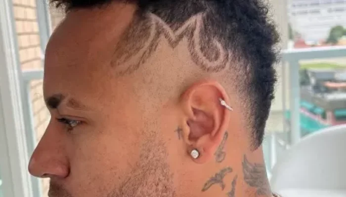 Neymar Celebra Chegada de sua Filha Mavie com Corte de Cabelo